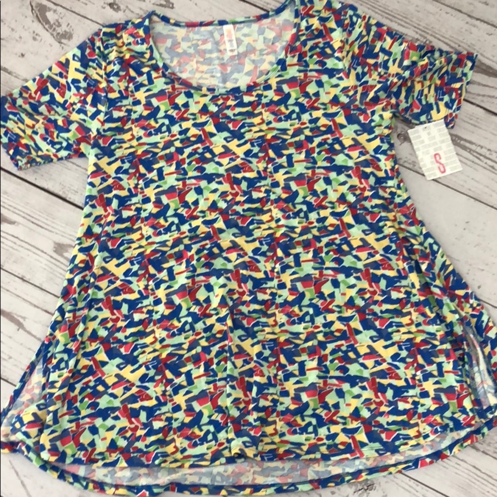 NWT LuLaRoe Perfect T